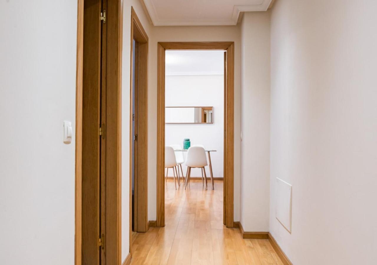 Apartamento Centrico Con Wifi Y Parking De Coche Tamano Medio Onís المظهر الخارجي الصورة